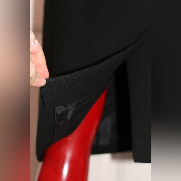 BLACK + PINK VINTAGE SKIRT SUIT - Picture 12 of 16